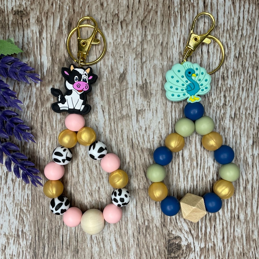 Fingerlet Cow Peacock Artisan Silicone Beaded Handcrafted Keychain Bracelet Key